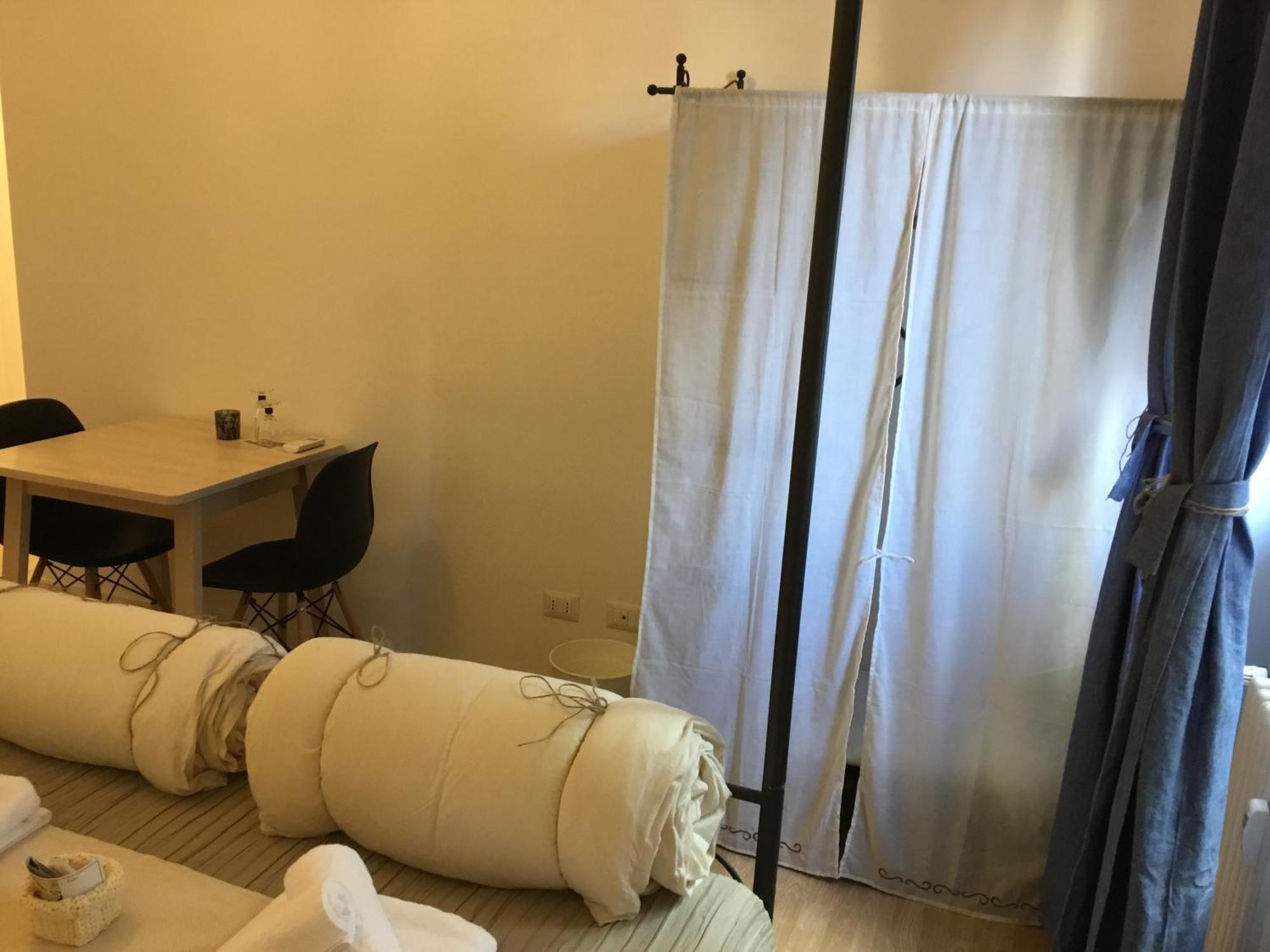 Le Fate Suites Roma Habitación foto